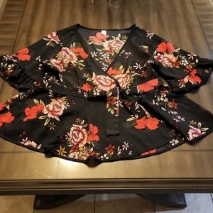 Romwe Plus Size Floral Print Short Sleeve Belt Tie Peplum Wrap Blouse NWOT